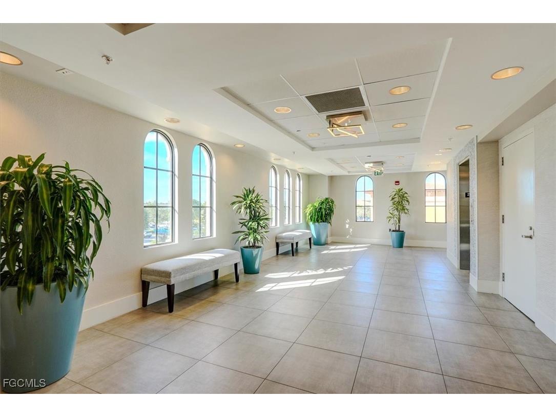 23190 Fashion Drive #P211 & P212 Estero FL 33928 2025025272 image10