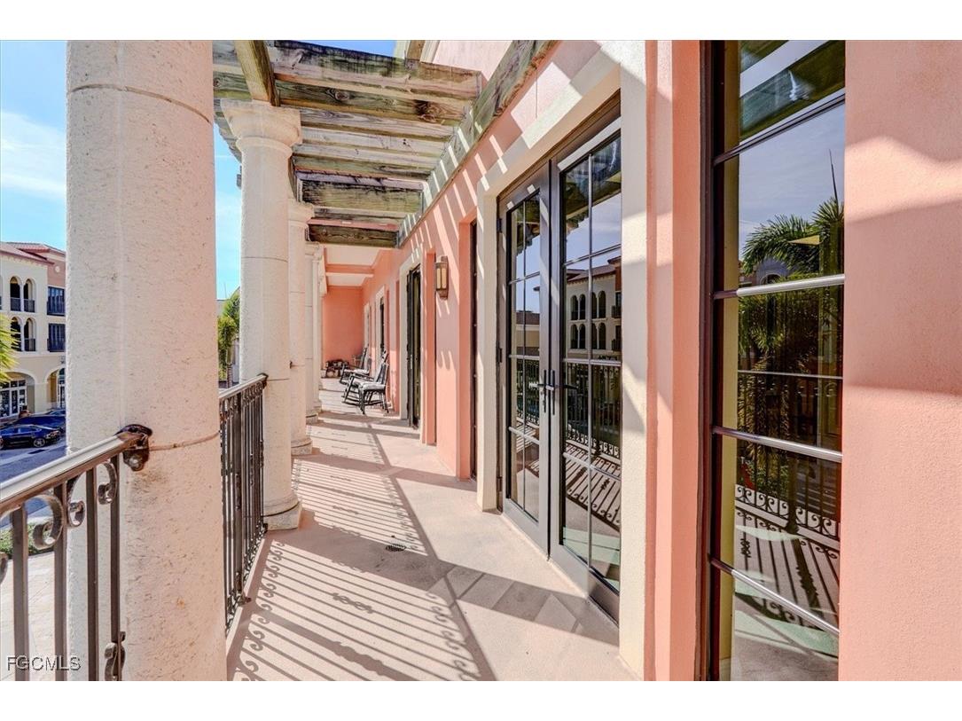 23190 Fashion Drive #P211 & P212 Estero FL 33928 2025025272 image15