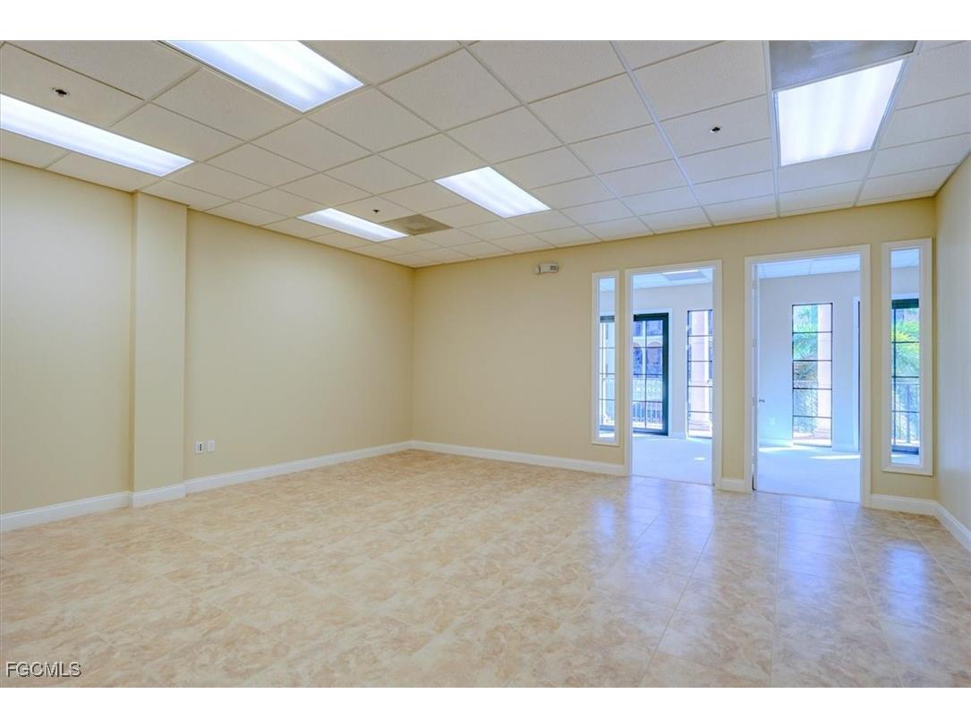 23190 Fashion Drive #P211 & P212 Estero FL 33928 2025025272 image20