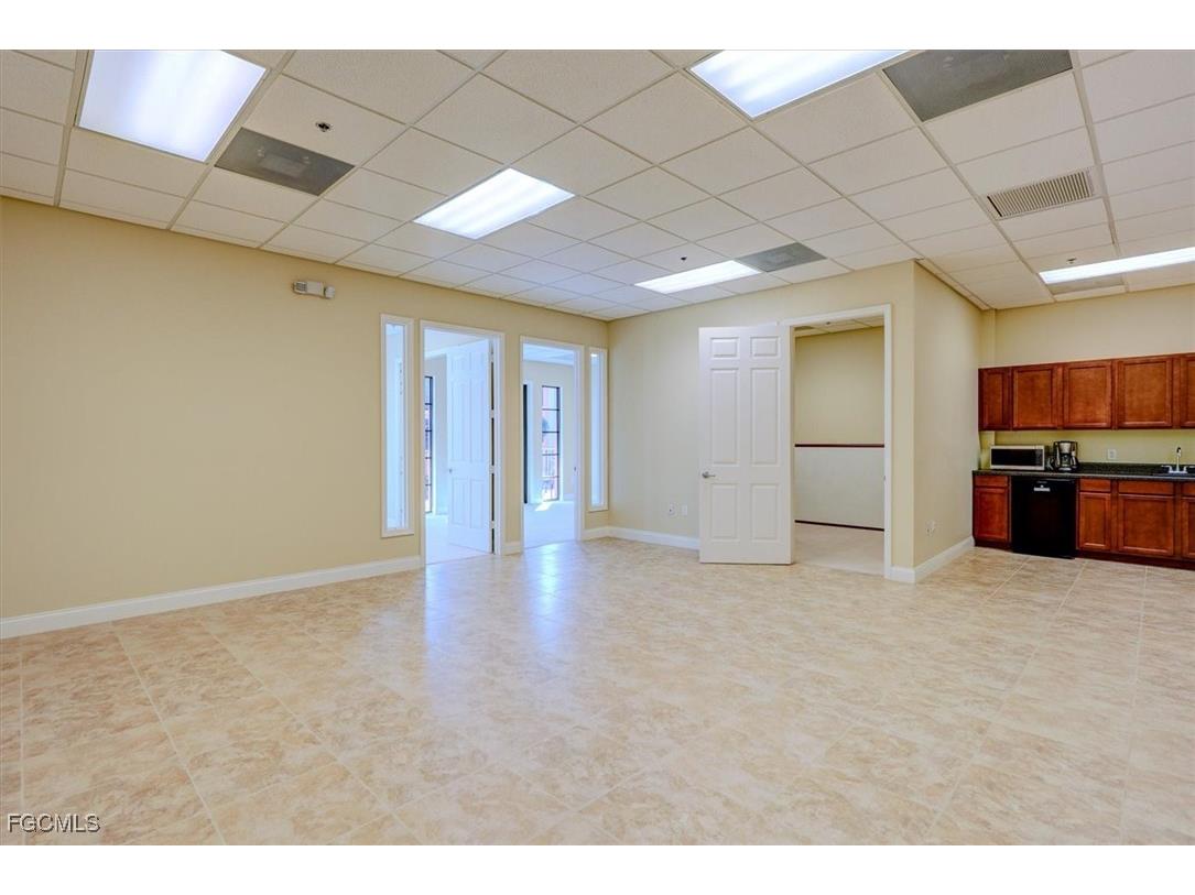 23190 Fashion Drive #P211 & P212 Estero FL 33928 2025025272 image22