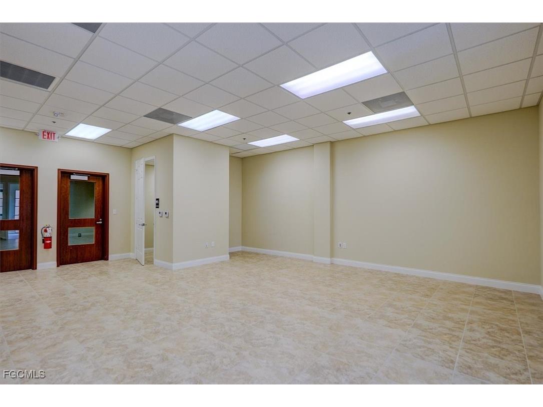 23190 Fashion Drive #P211 & P212 Estero FL 33928 2025025272 image27