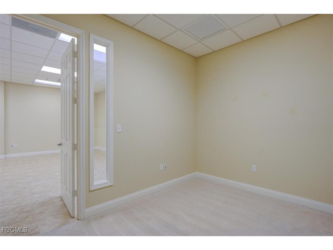 23190 Fashion Drive #P211 & P212 Estero FL 33928 2025025272 image29