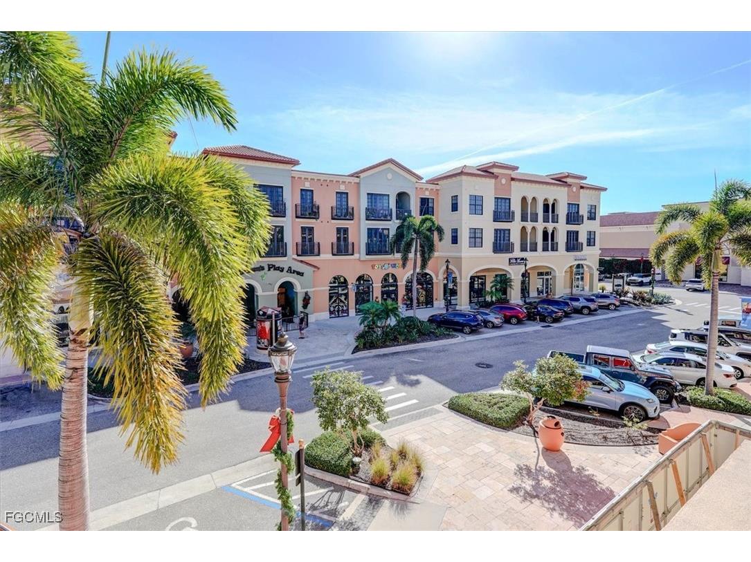 23190 Fashion Drive #P211 & P212 Estero FL 33928 2025025272 image8