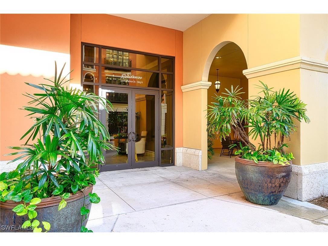 23191 Fashion Drive #8108 Estero FL 33928 223017368 image1