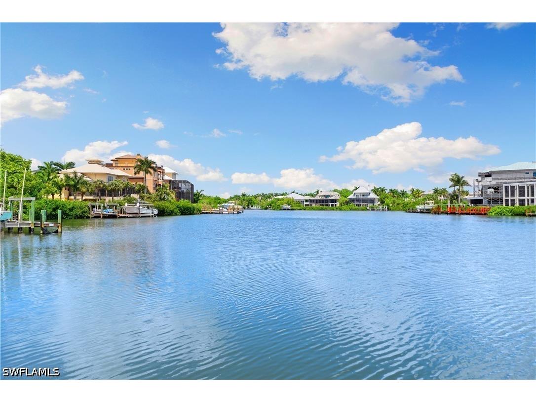 232 Barefoot Beach Boulevard Bonita Springs FL 34134 226014401 image4