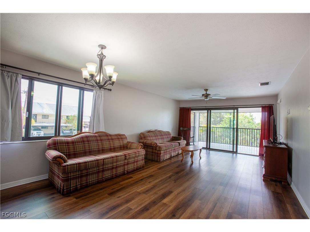 232 Cape Coral Parkway E #201 Cape Coral FL 33904 2026012785 image3