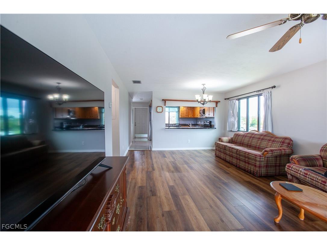 232 Cape Coral Parkway E #201 Cape Coral FL 33904 2026012785 image5