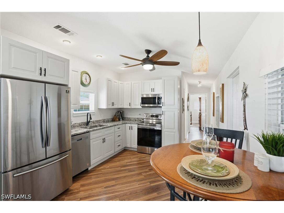 232 Cape Sable Drive Naples FL 34104 226013423 image1