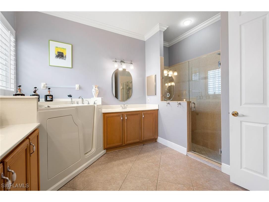 232 Glen Eagle Circle Naples FL 34104 225073002 image20