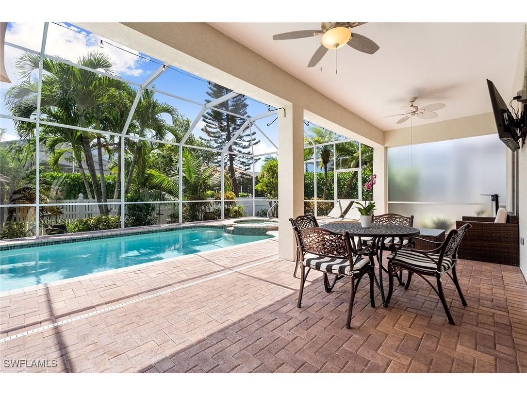 232 Glen Eagle Circle Naples FL 34104 225073002 image24