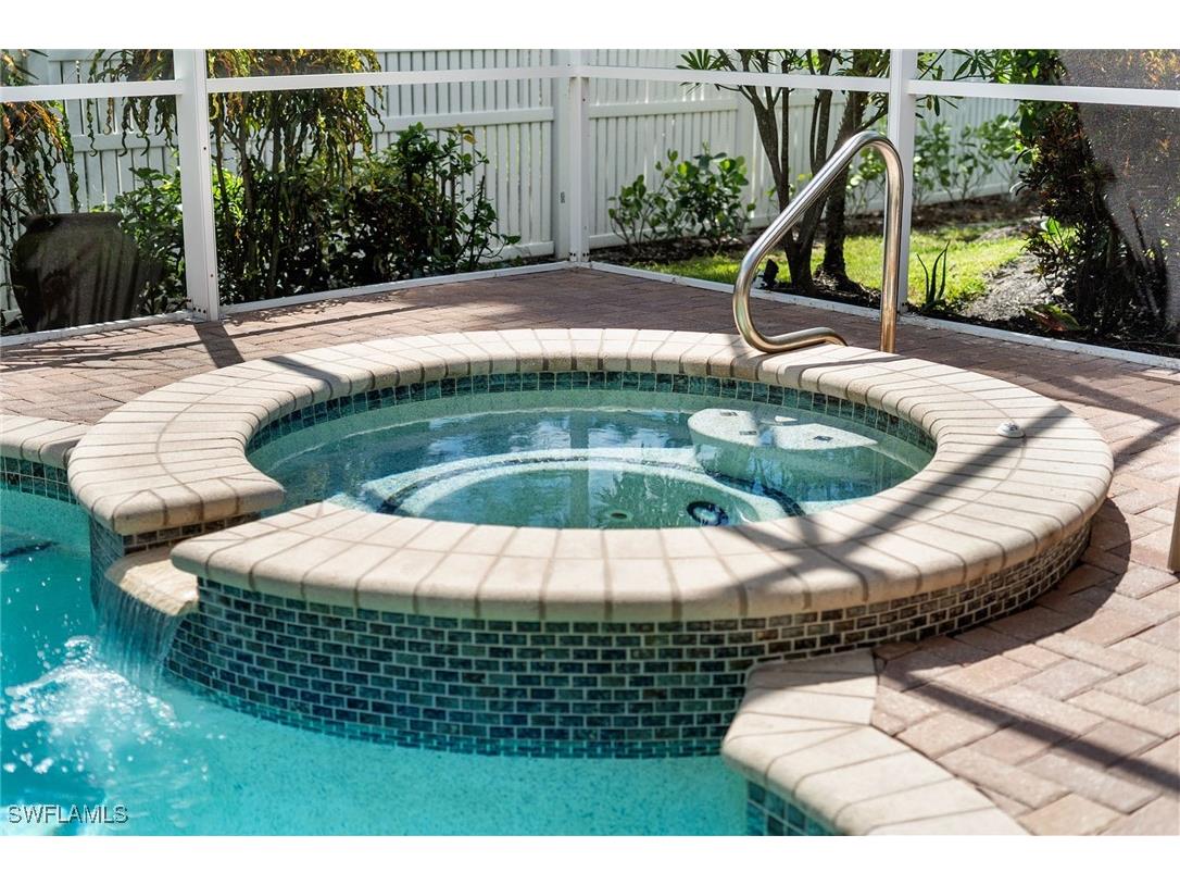 232 Glen Eagle Circle Naples FL 34104 225073002 image28