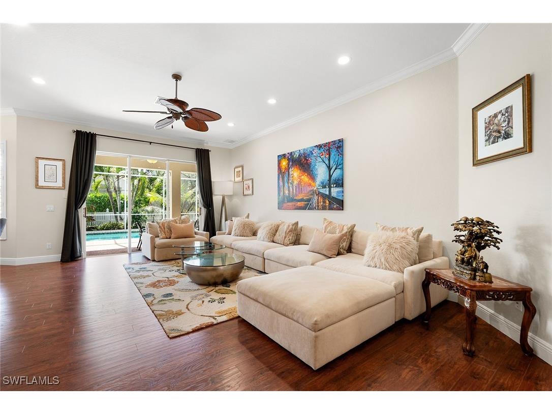 232 Glen Eagle Circle Naples FL 34104 225073002 image4