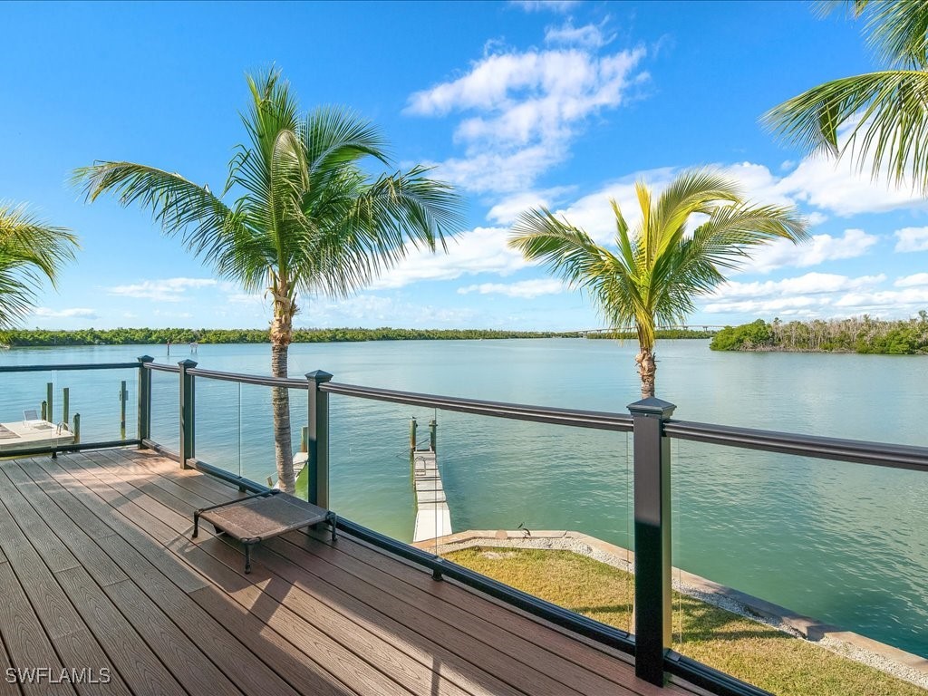 232 Harbor Place N Goodland FL 34140 226004829 image1