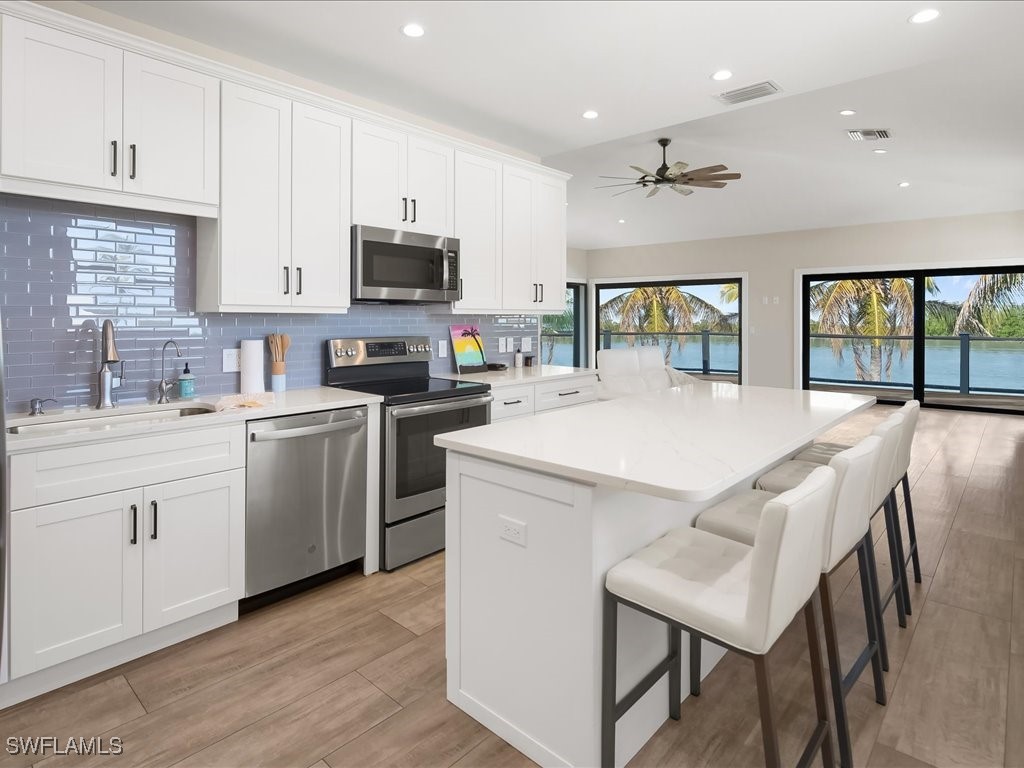 232 Harbor Place N Goodland FL 34140 226004829 image11