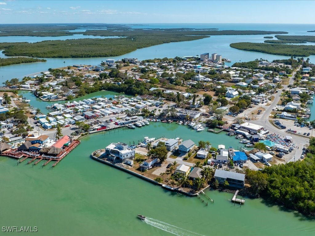232 Harbor Place N Goodland FL 34140 226004829 image16
