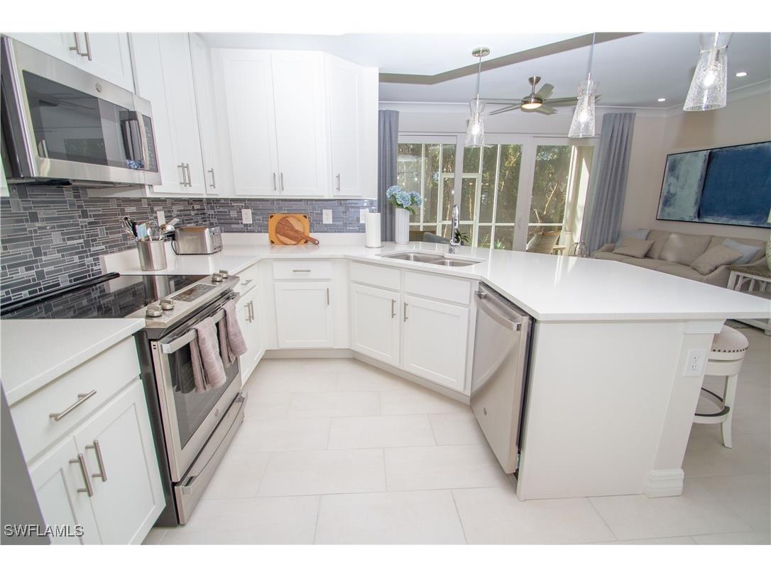 232 Indies Drive E #101 Naples FL 34114 225068057 image10