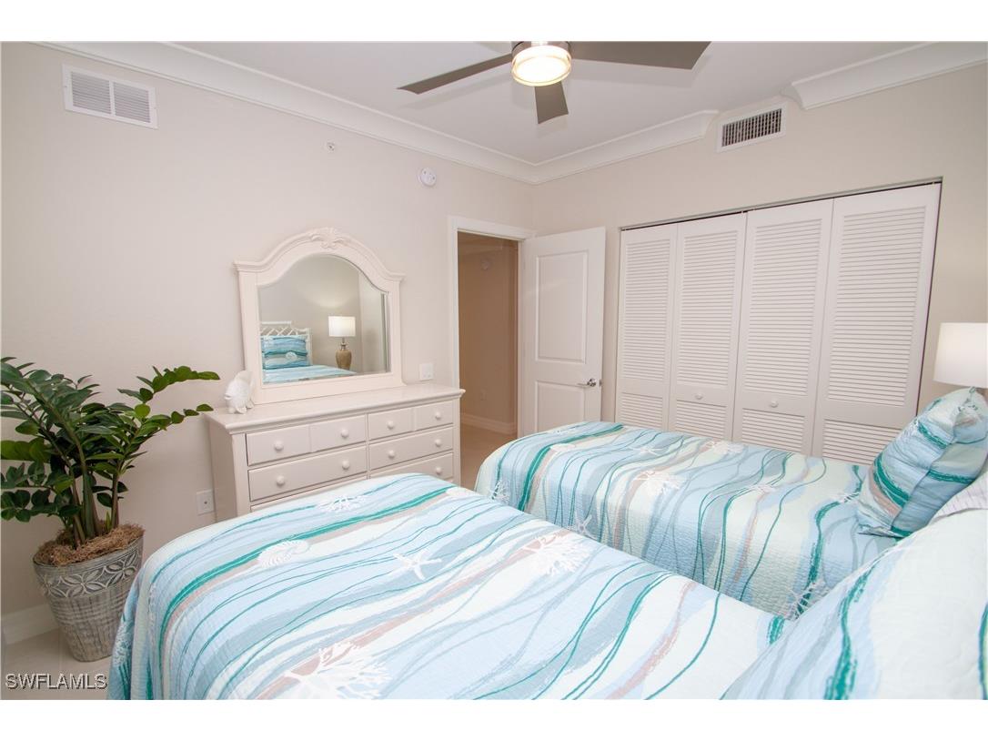 232 Indies Drive E #101 Naples FL 34114 225068057 image16