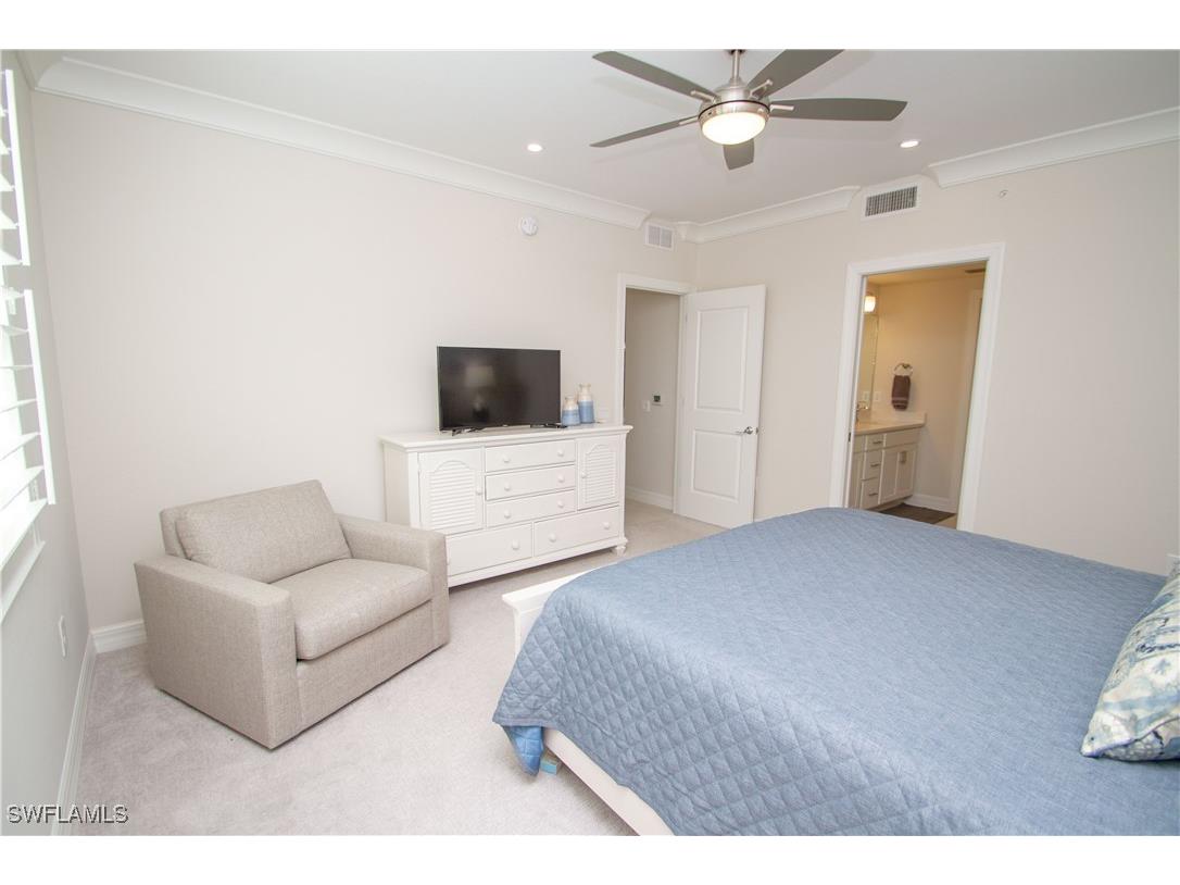 232 Indies Drive E #101 Naples FL 34114 225068057 image22