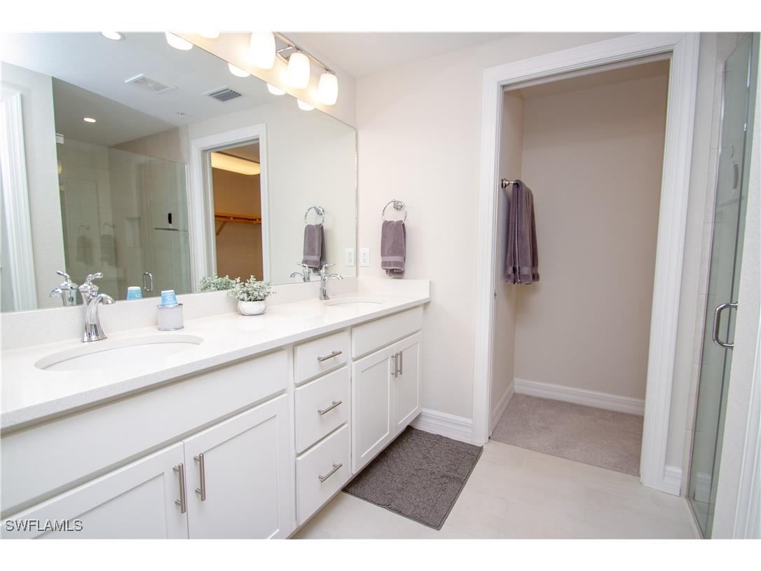 232 Indies Drive E #101 Naples FL 34114 225068057 image24