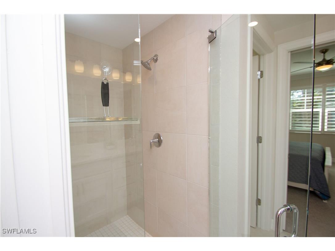 232 Indies Drive E #101 Naples FL 34114 225068057 image26