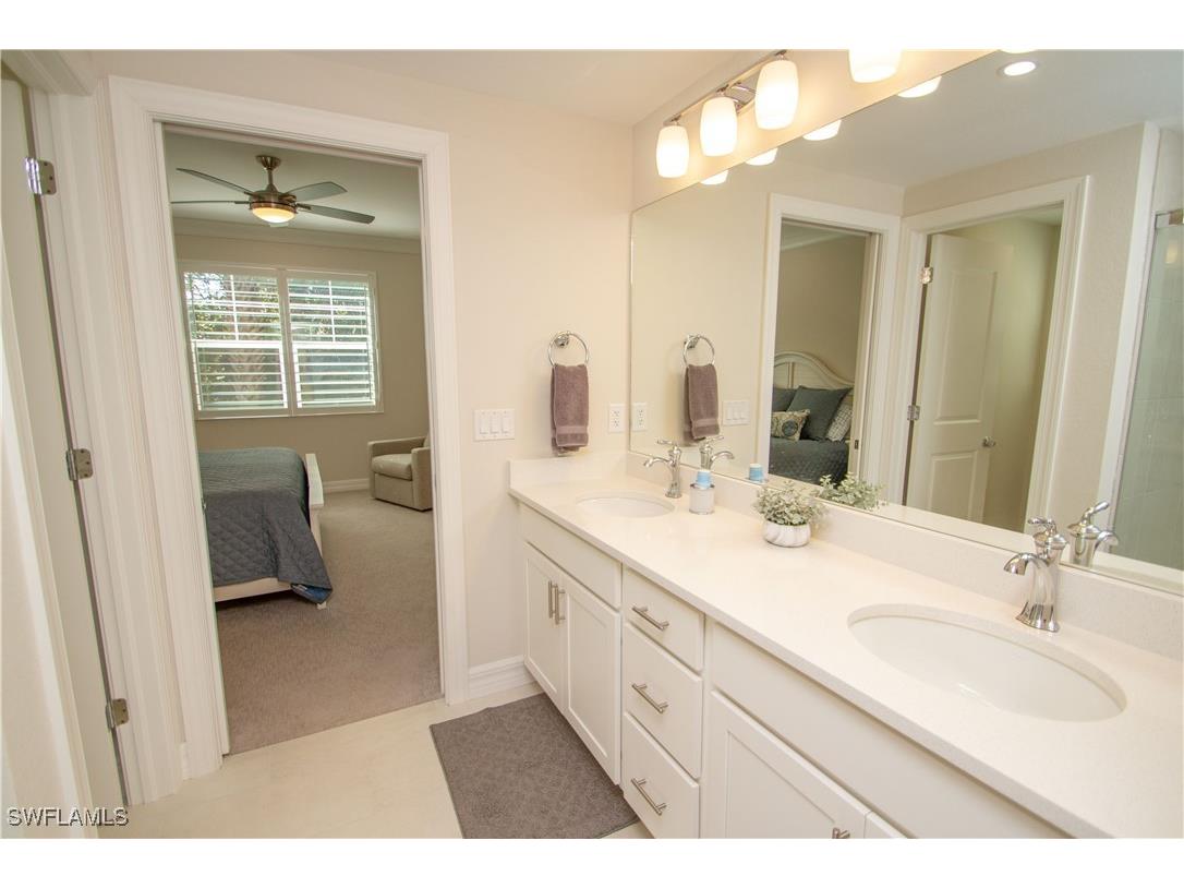 232 Indies Drive E #101 Naples FL 34114 225068057 image27