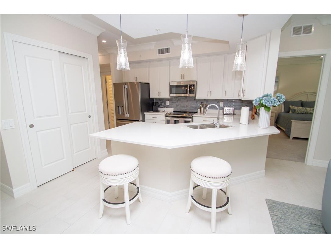 232 Indies Drive E #101 Naples FL 34114 225068057 image8