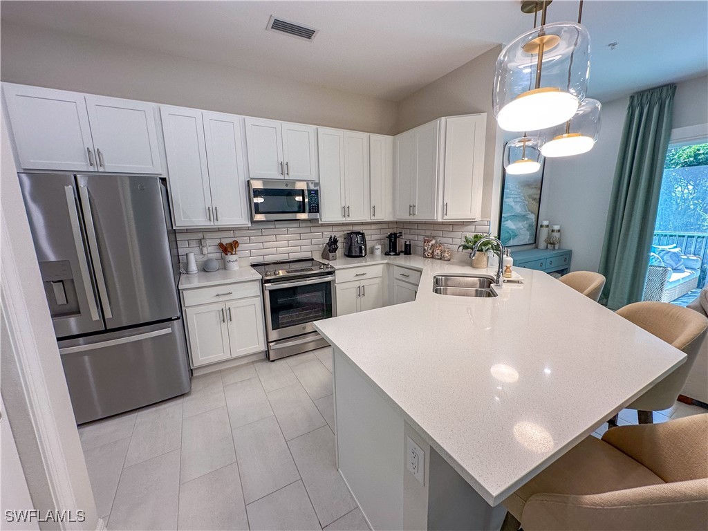 232 Indies Drive E #201 Naples FL 34114 225068059 image4