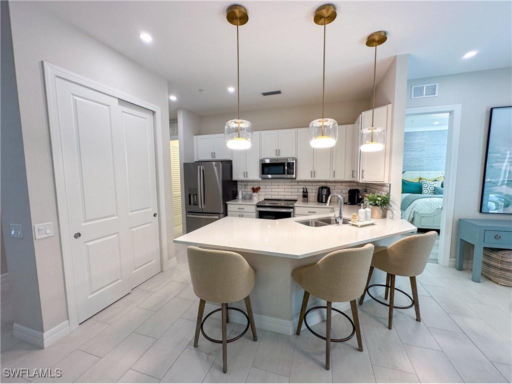 232 Indies Drive E #201 Naples FL 34114 225068059 image9