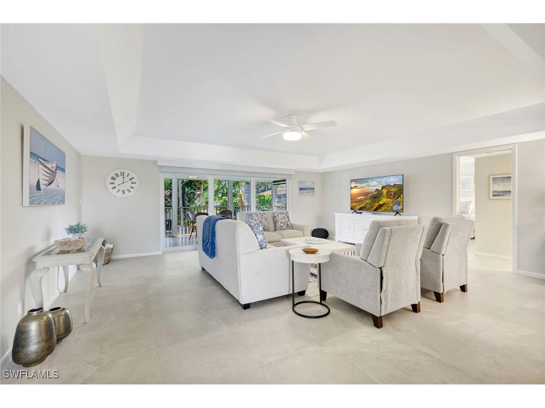 232 Memory Lane #2582 Naples FL 34112 226000986 image1