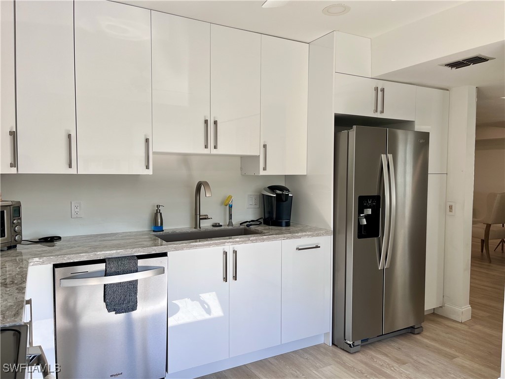 232 Memory Lane #4 Naples FL 34112 225049638 image7