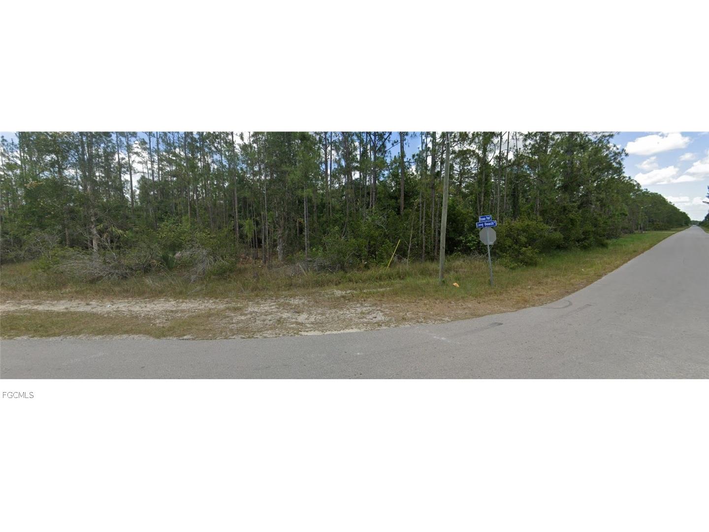 232 Ocean Park Drive Lehigh Acres FL 33972 2026011935 image3
