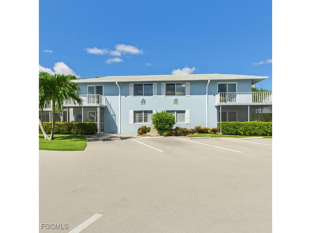 232 Palm Drive #47-5 Naples FL 34112 2026006541 image1