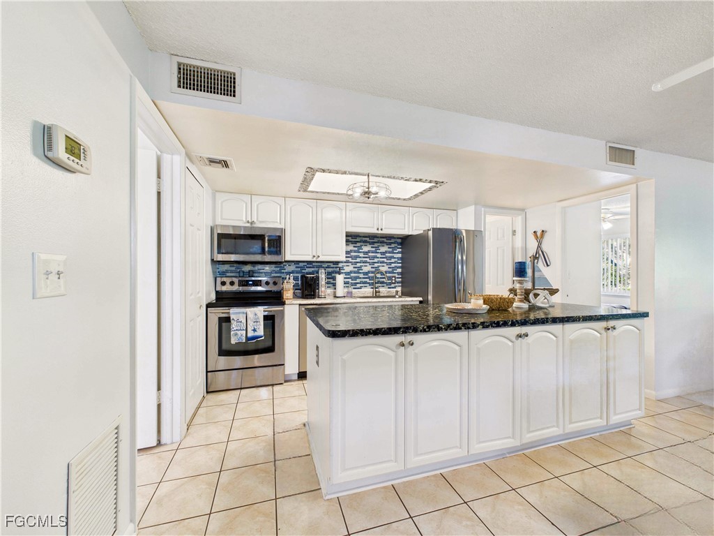 232 Palm Drive #47-5 Naples FL 34112 2026006541 image7