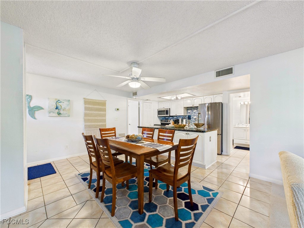 232 Palm Drive #47-5 Naples FL 34112 2026006541 image9