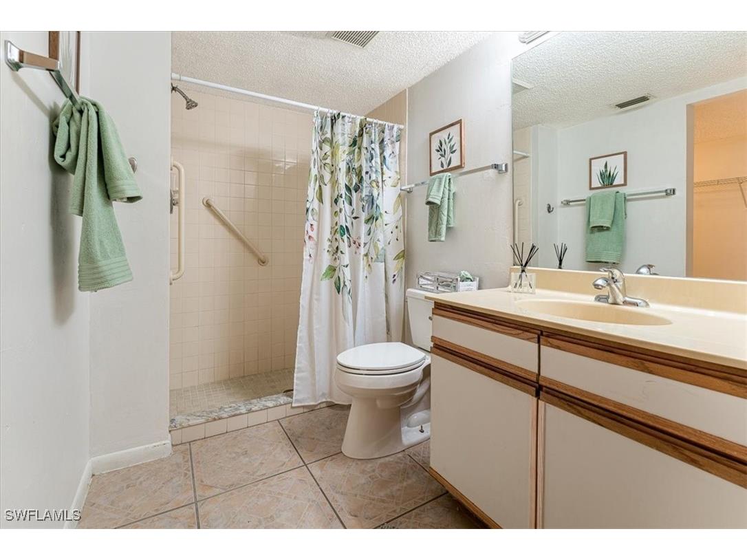 232 Pebble Beach Circle #E104 Naples FL 34113 225081234 image12