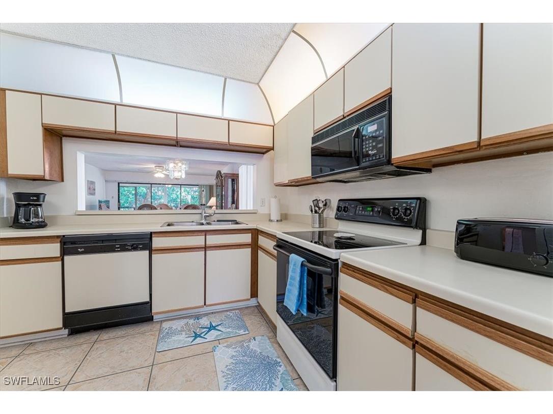 232 Pebble Beach Circle #E104 Naples FL 34113 225081234 image8