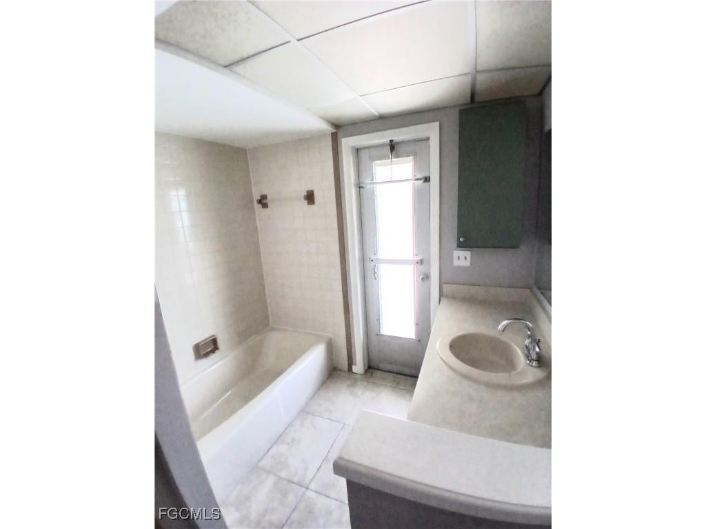 232 SE 24th Street Cape Coral FL 33990 2025019318 image17