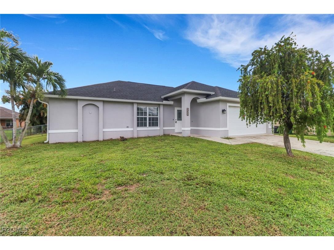232 SE 2nd Terrace Cape Coral FL 33990 2025005500 image1