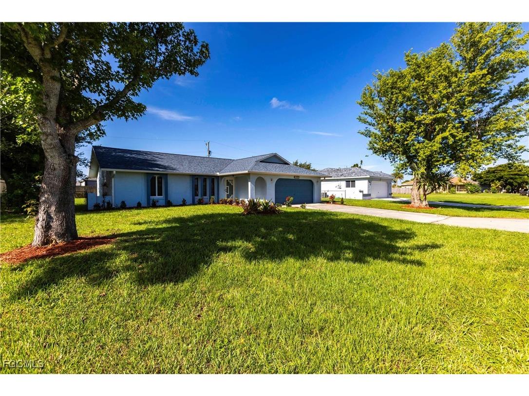 232 SE Van Loon Terrace Cape Coral FL 33990 2025002516 image2