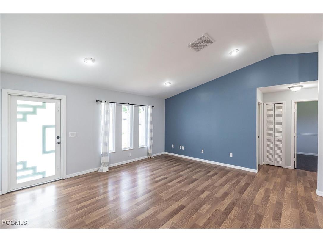 232 SE Van Loon Terrace Cape Coral FL 33990 2025002516 image3