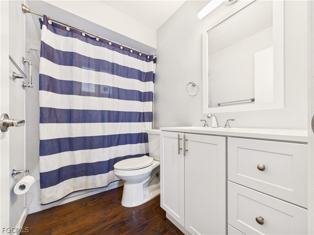 232 SE Van Loon Terrace Cape Coral FL 33990 2026005979 image9