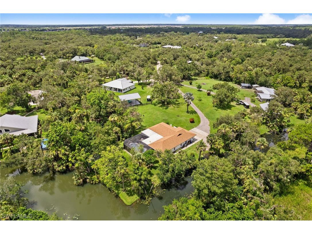 2320 Bishop Drive Alva FL 33920 223070163 image1