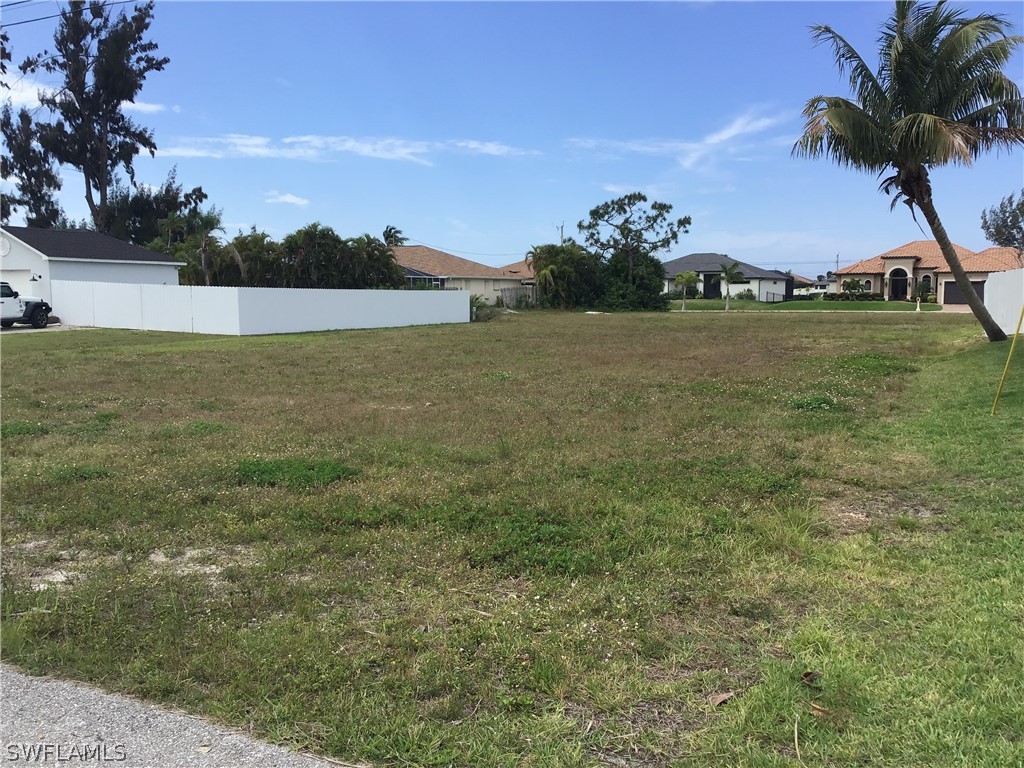 2320 NW 35th Place Cape Coral FL 33993 224061152 image1