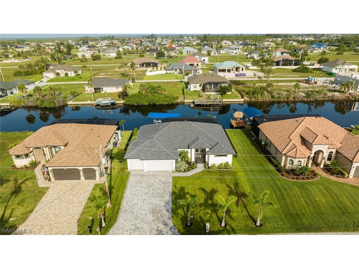 2320 NW 36th Avenue Cape Coral FL 33993 223053630 image1
