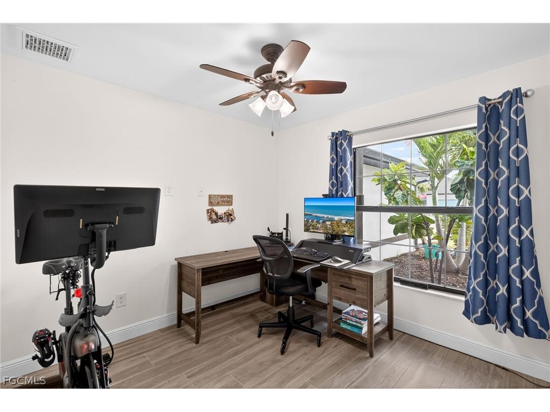 2320 NW 36th Place Cape Coral FL 33993 2025024021 image24