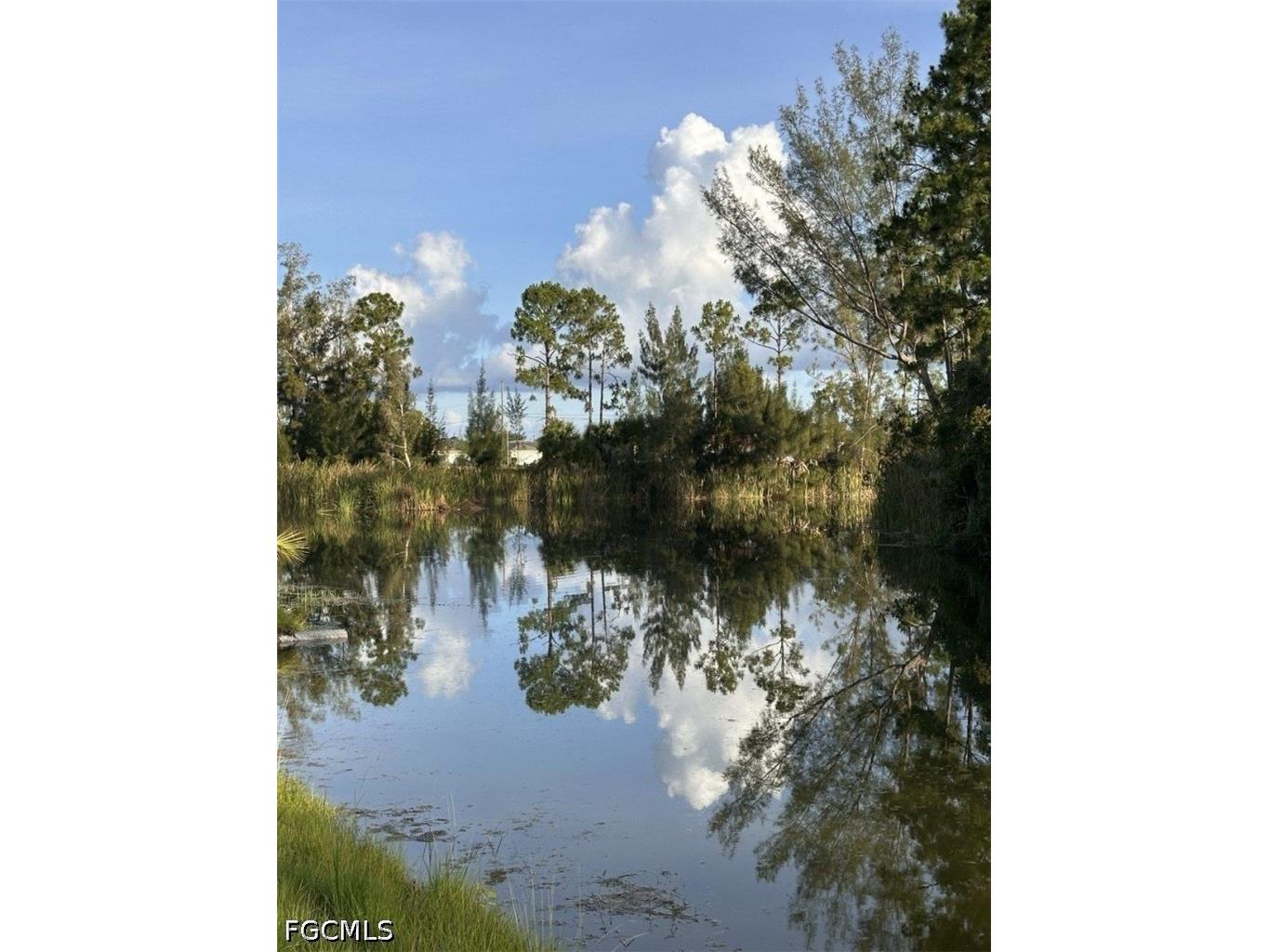 2321 NE 39th Street Cape Coral FL 33909 2026031412 image18