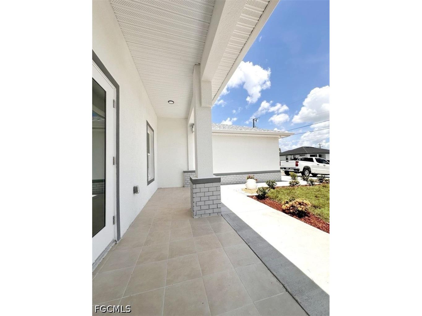 2321 NE 39th Street Cape Coral FL 33909 2026031412 image3