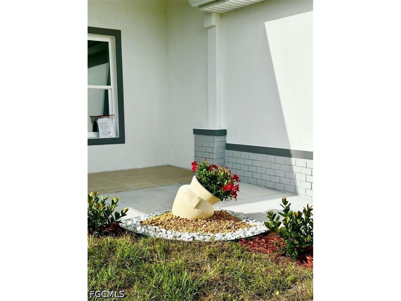 2321 NE 39th Street Cape Coral FL 33909 2026031412 image4
