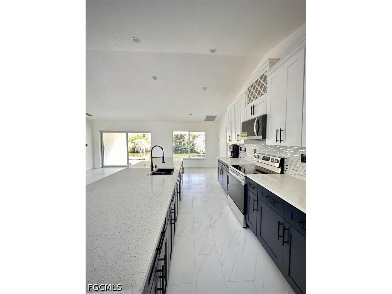2321 NE 39th Street Cape Coral FL 33909 2026031412 image8