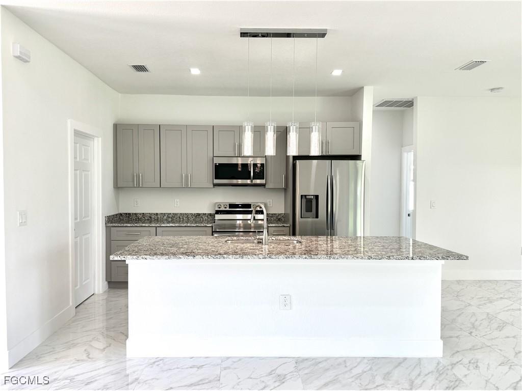 2321 SW 21st Terrace Cape Coral FL 33991 2025017813 image5